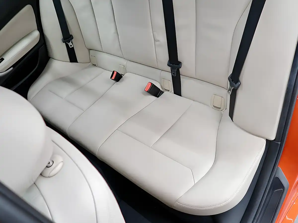 Used 2015 BMW 1 Series M Sport Orange - Interior and Exterior details 16