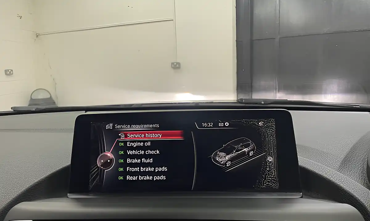 Used 2015 BMW 1 Series M Sport Sapphire Black - Interior and Exterior details 12