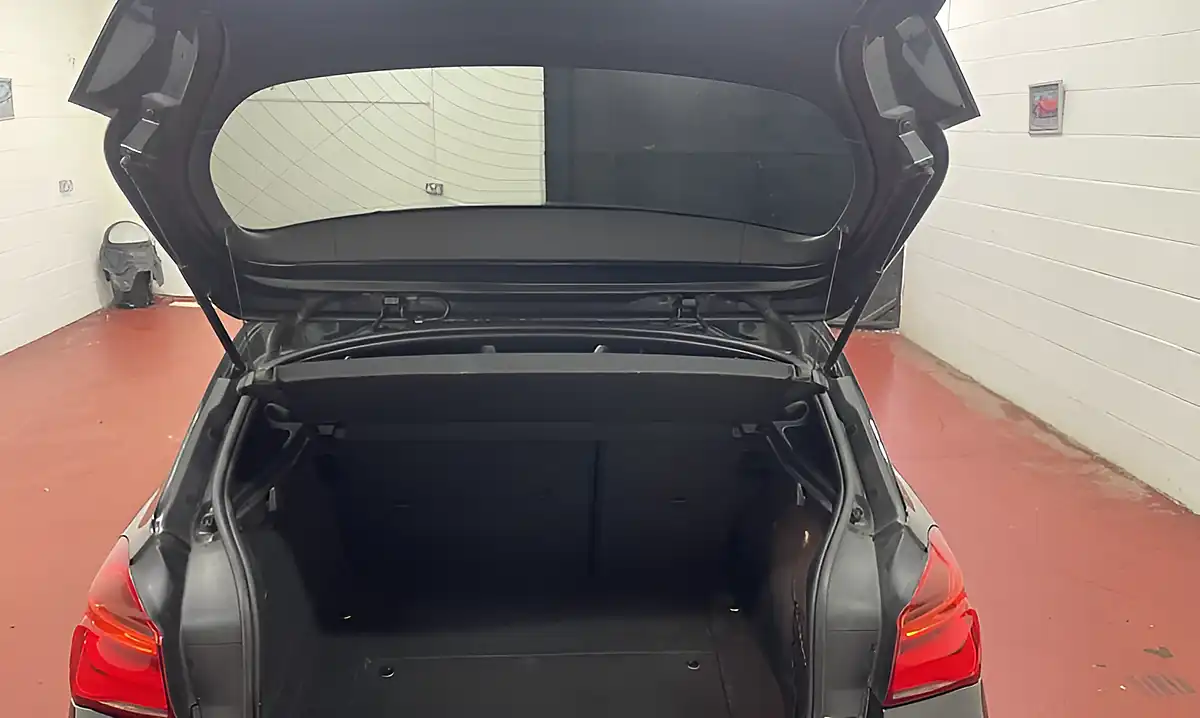 Used 2015 BMW 1 Series M Sport Sapphire Black - Interior and Exterior details 9
