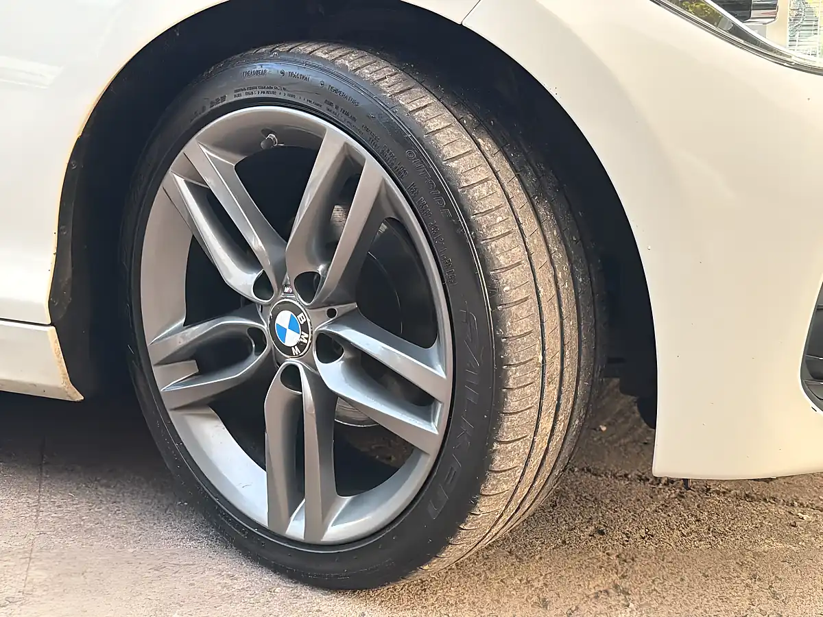 Used 2015 BMW 1 Series M Sport White - Interior and Exterior details 18