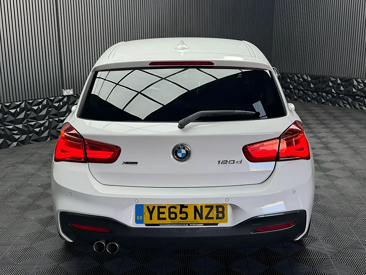 Used 2015 BMW 1 Series M Sport White - Interior and Exterior details 10