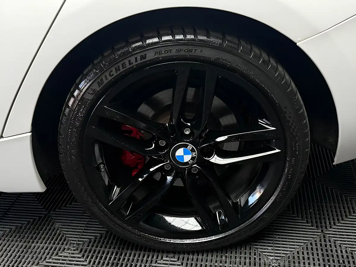 Used 2015 BMW 1 Series M Sport White - Interior and Exterior details 14