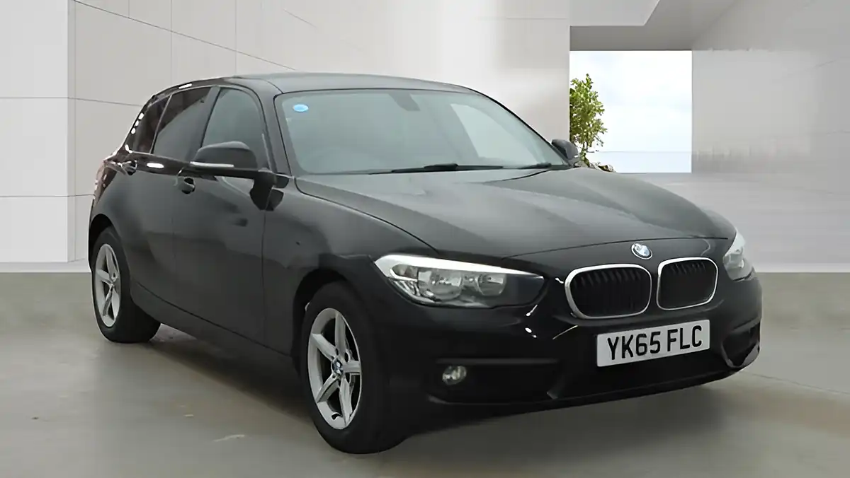 Used 2015 BMW 1 Series Se Black - Interior and Exterior details 3