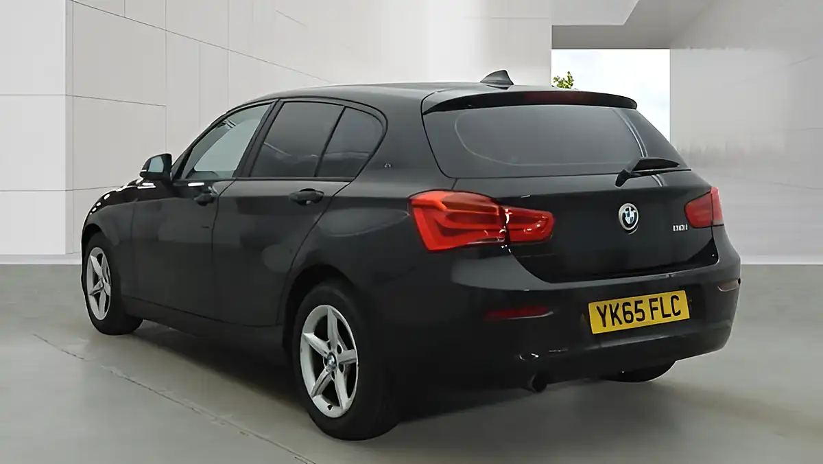 Used 2015 BMW 1 Series Se Black - Interior and Exterior details 4