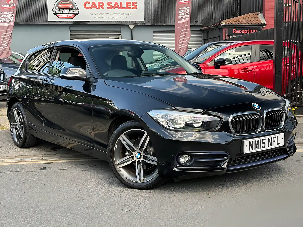 Used 2015 BMW 1 Series Sport Black - Front View