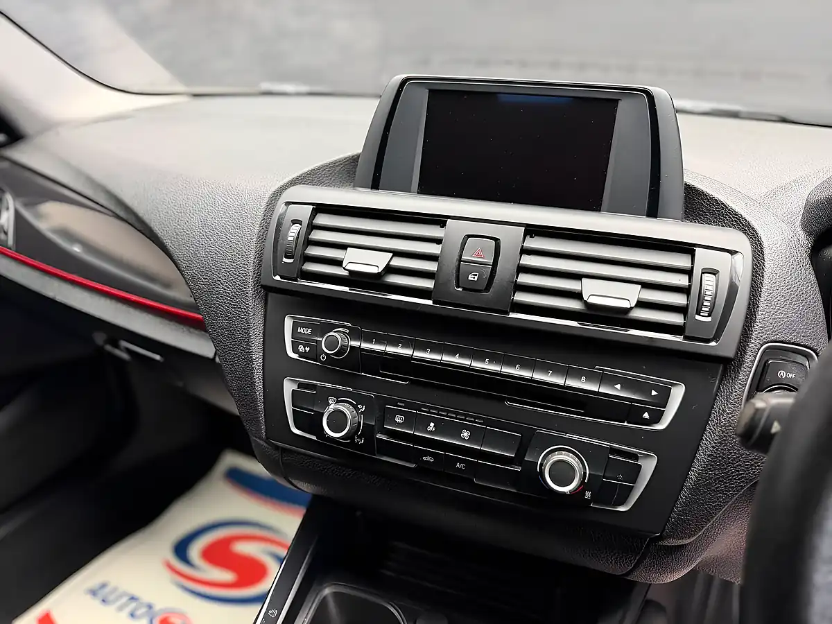 Used 2015 BMW 1 Series Sport Black - Interior and Exterior details 11