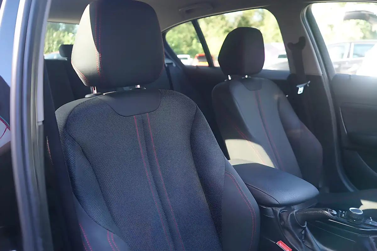 Used 2015 BMW 1 Series Sport Black - Interior and Exterior details 14