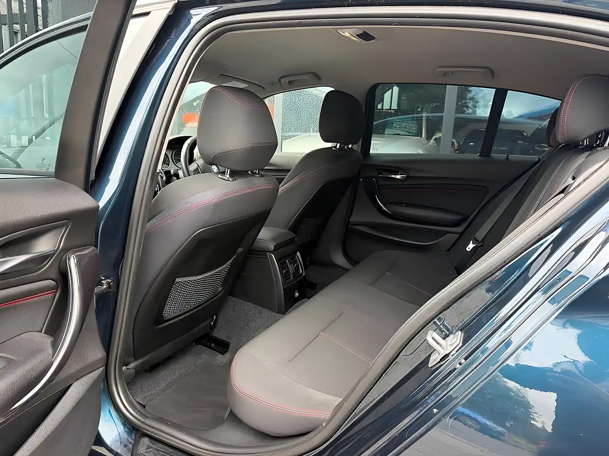Used 2015 BMW 1 Series Sport Blue - Interior and Exterior details 18