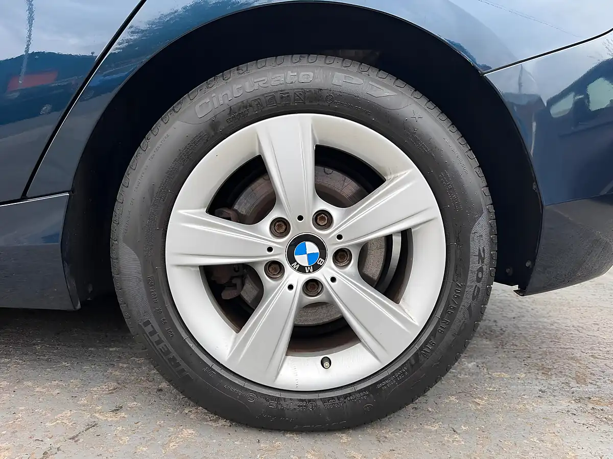 Used 2015 BMW 1 Series Sport Blue - Interior and Exterior details 19