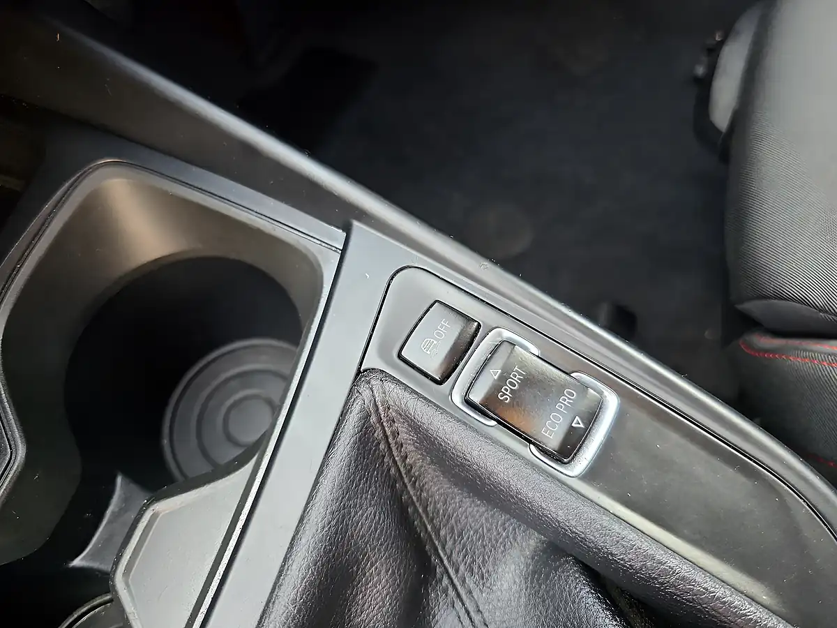 Used 2015 BMW 1 Series Sport Crimson Red - Interior and Exterior details 15