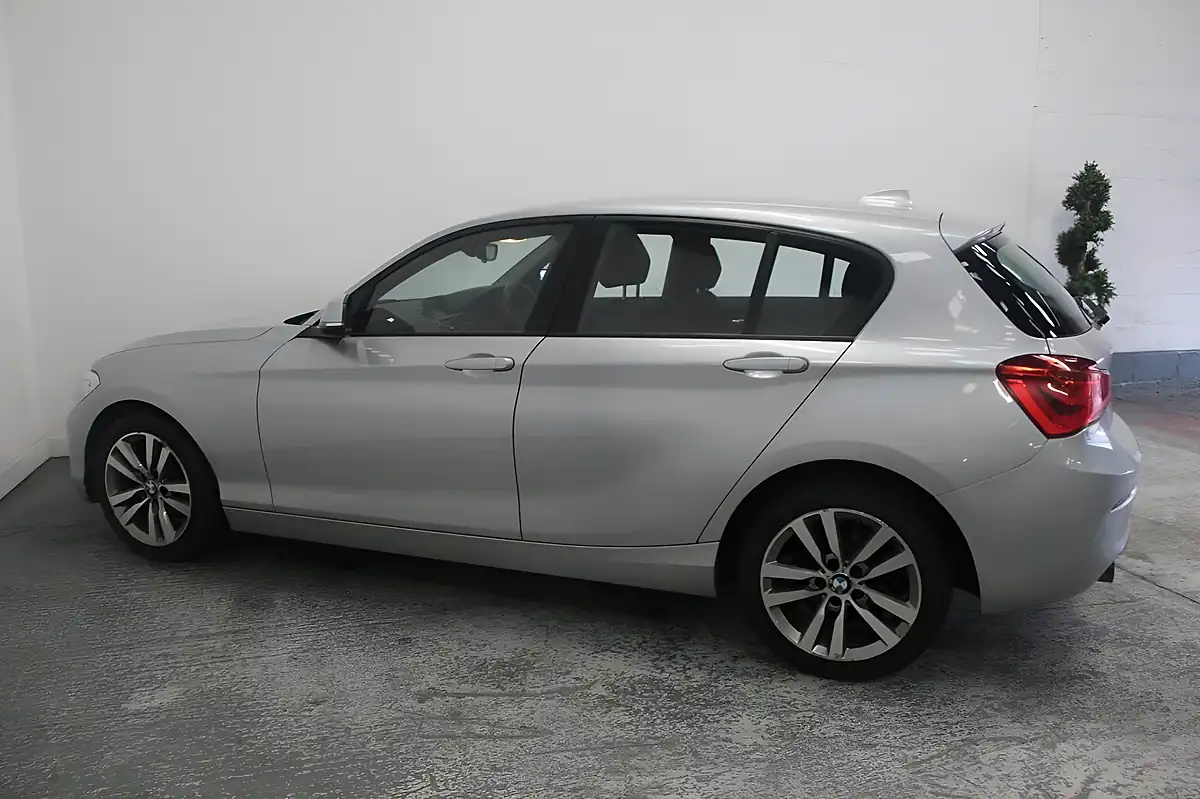 Used 2015 BMW 1 Series Sport Silver - Interior and Exterior details 7