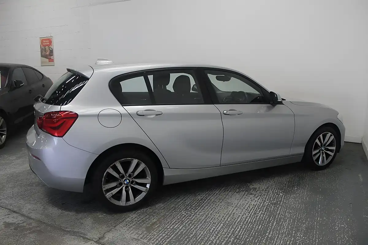 Used 2015 BMW 1 Series Sport Silver - Interior and Exterior details 8