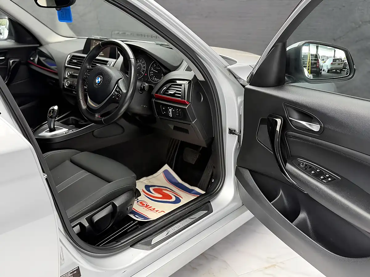 Used 2015 BMW 1 Series Sport Silver - Interior and Exterior details 13