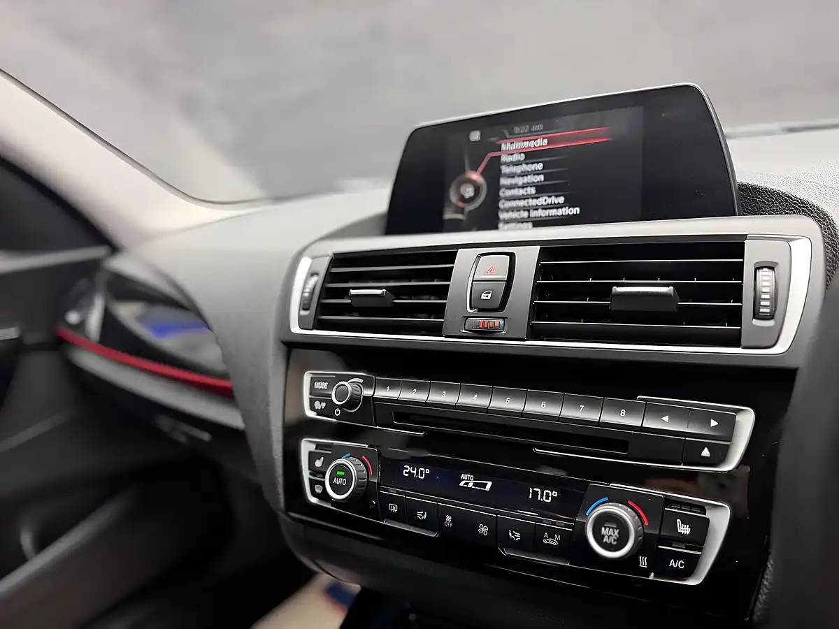 Used 2015 BMW 1 Series Sport Silver - Interior and Exterior details 20
