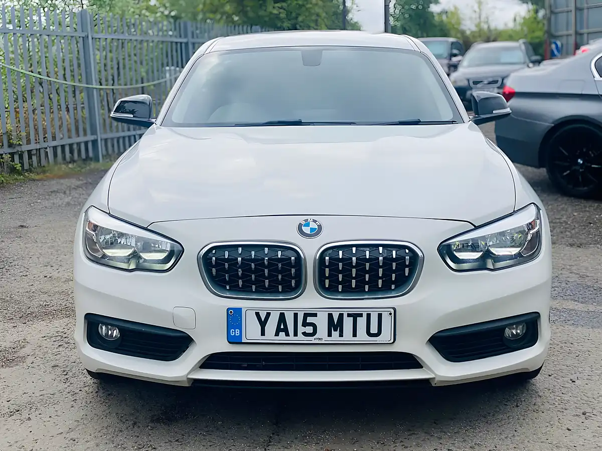 Used 2015 BMW 1 Series Sport White - Interior and Exterior details 2