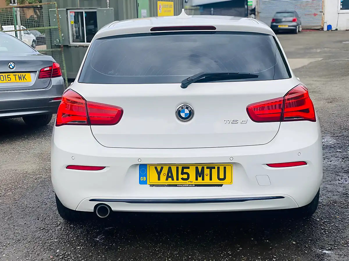 Used 2015 BMW 1 Series Sport White - Interior and Exterior details 8