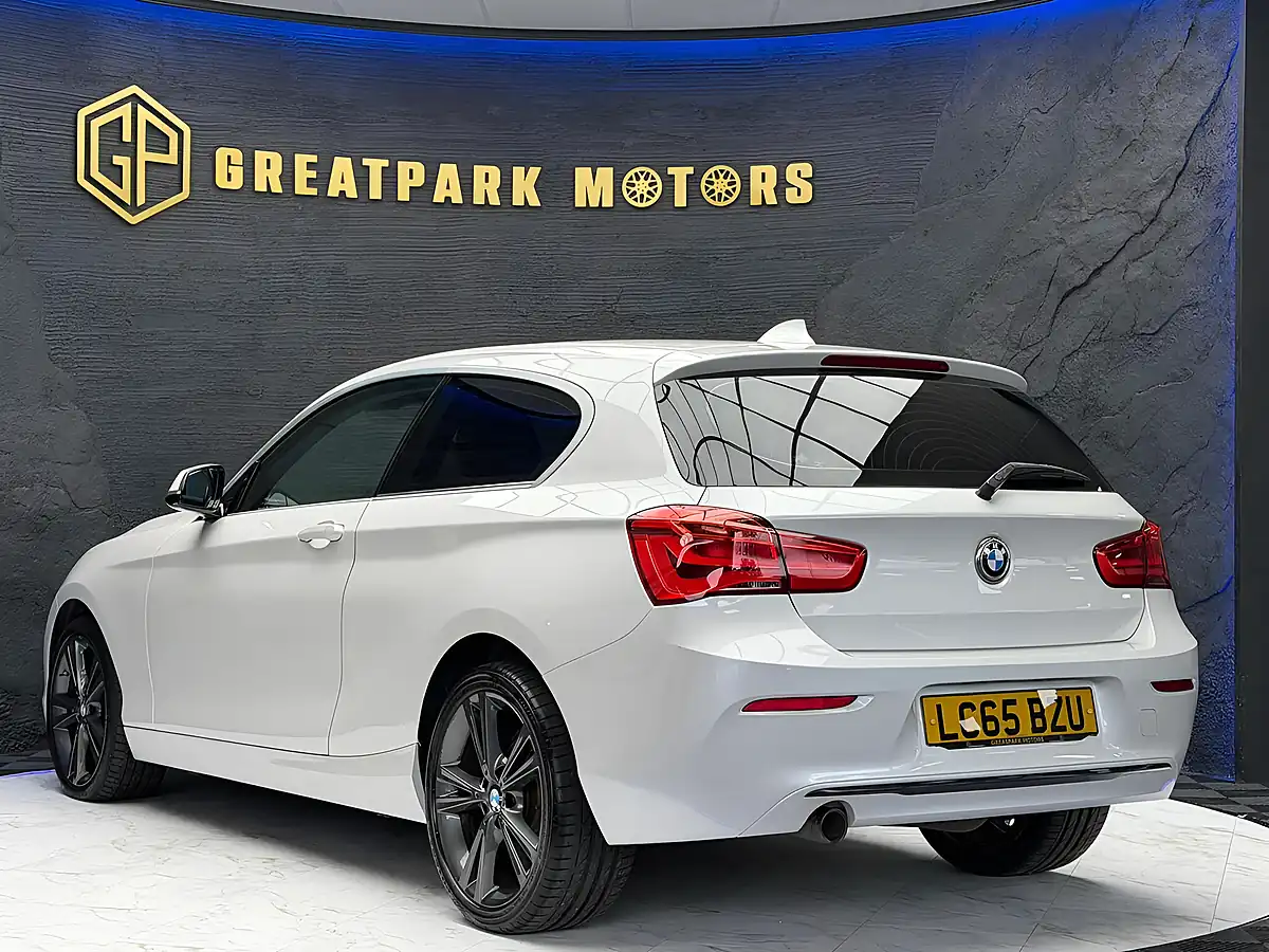 Used 2015 BMW 1 Series Sport White - Interior and Exterior details 7