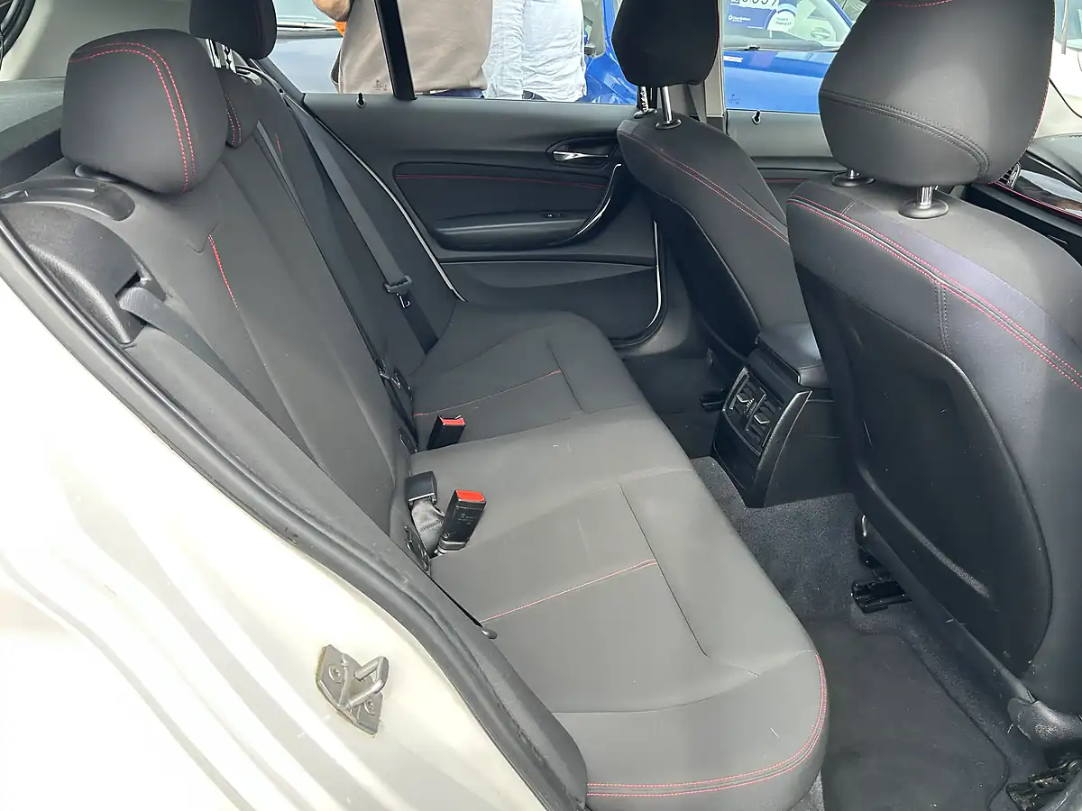 Used 2015 BMW 1 Series Sport White - Interior and Exterior details 12