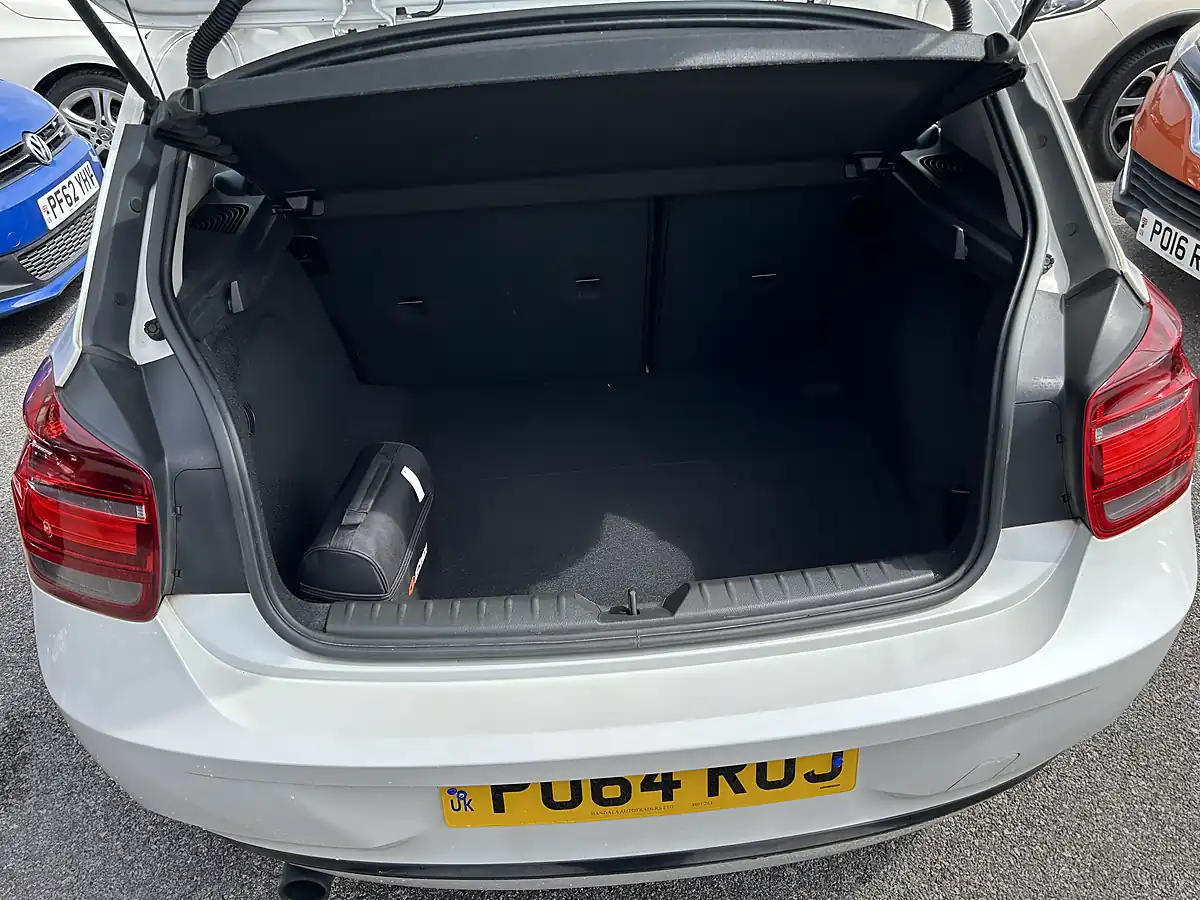 Used 2015 BMW 1 Series Sport White - Interior and Exterior details 19