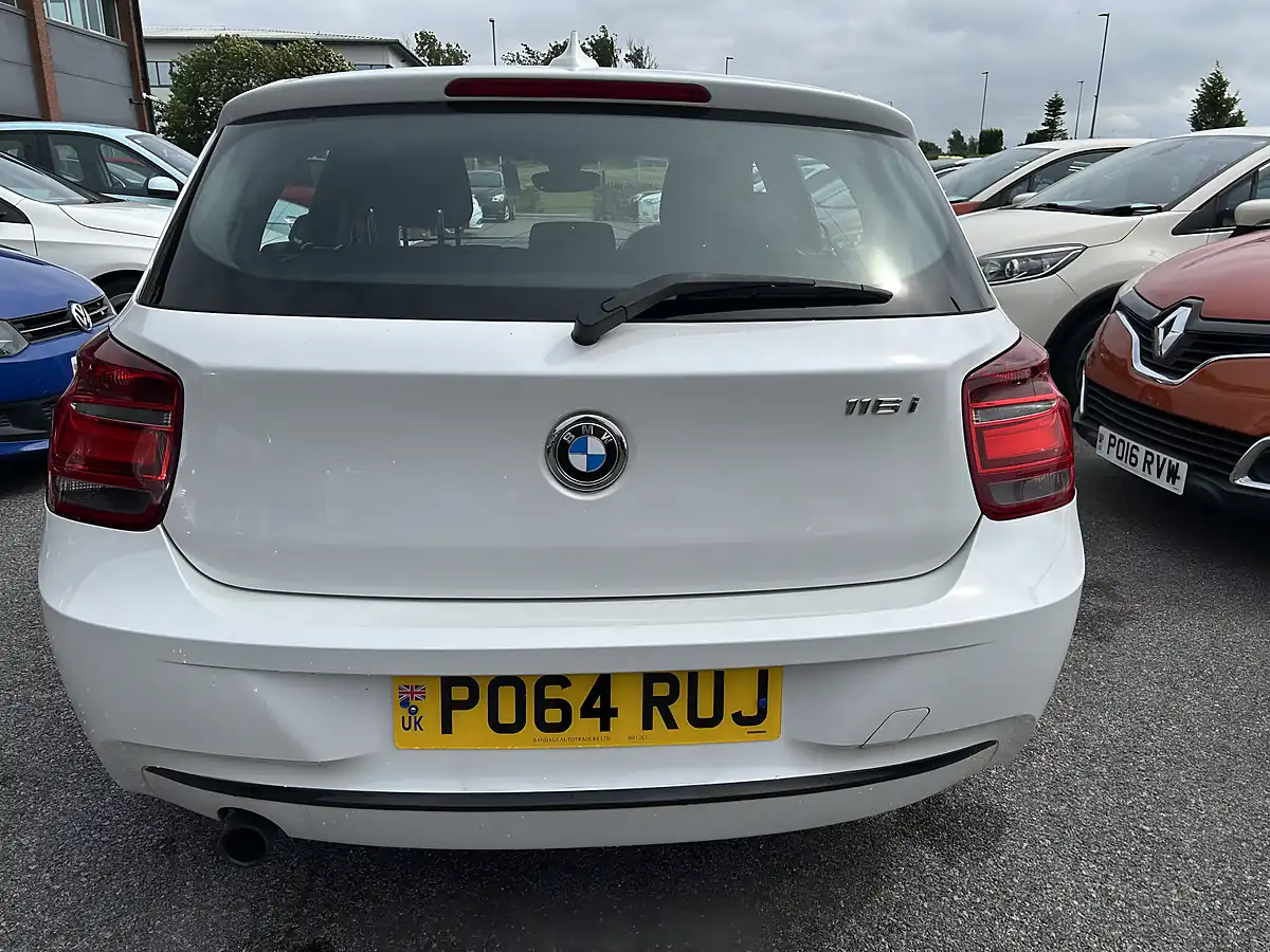 Used 2015 BMW 1 Series Sport White - Interior and Exterior details 5