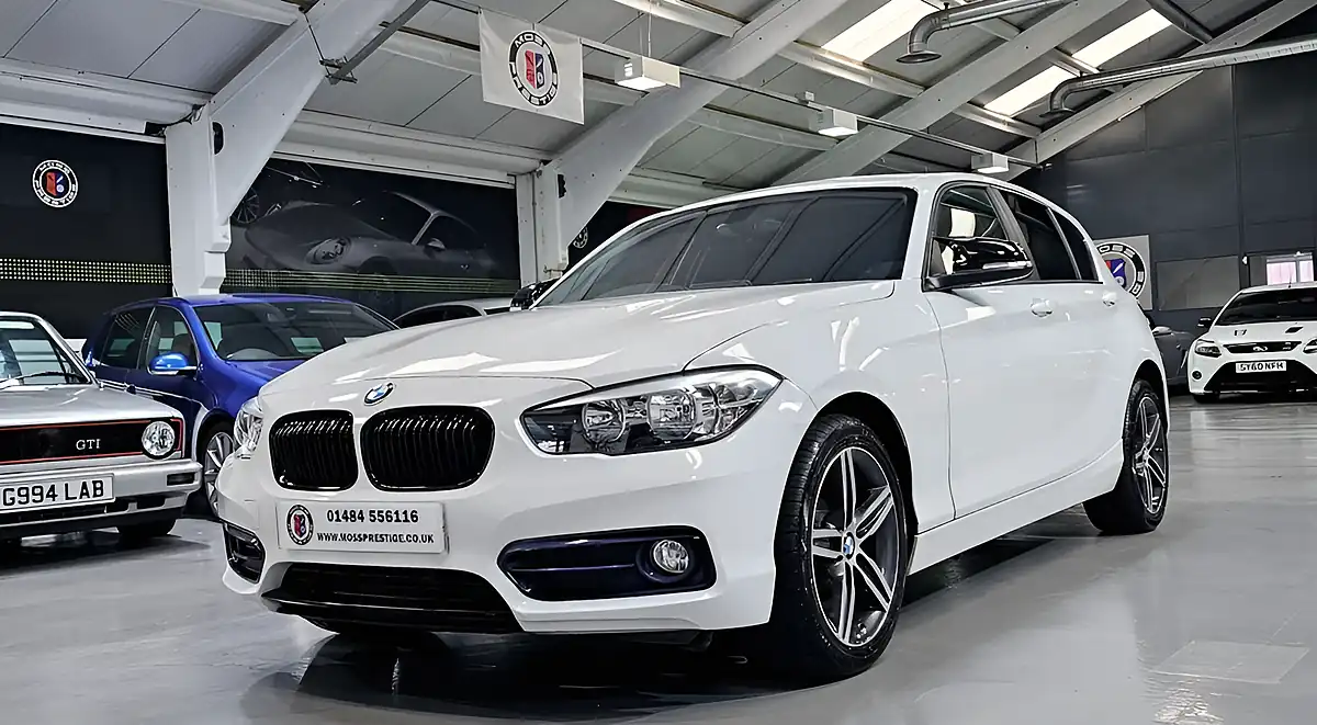 Used 2015 BMW 1 Series Sport White - Interior and Exterior details 10