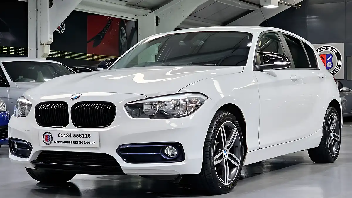 Used 2015 BMW 1 Series Sport White - Interior and Exterior details 11