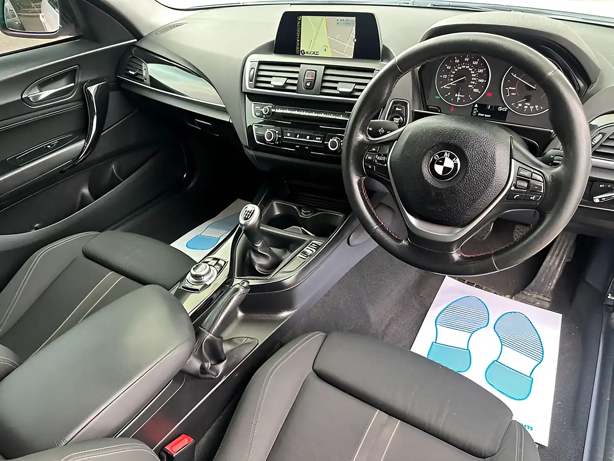 Used 2015 BMW 1 Series Sport White - Interior and Exterior details 2