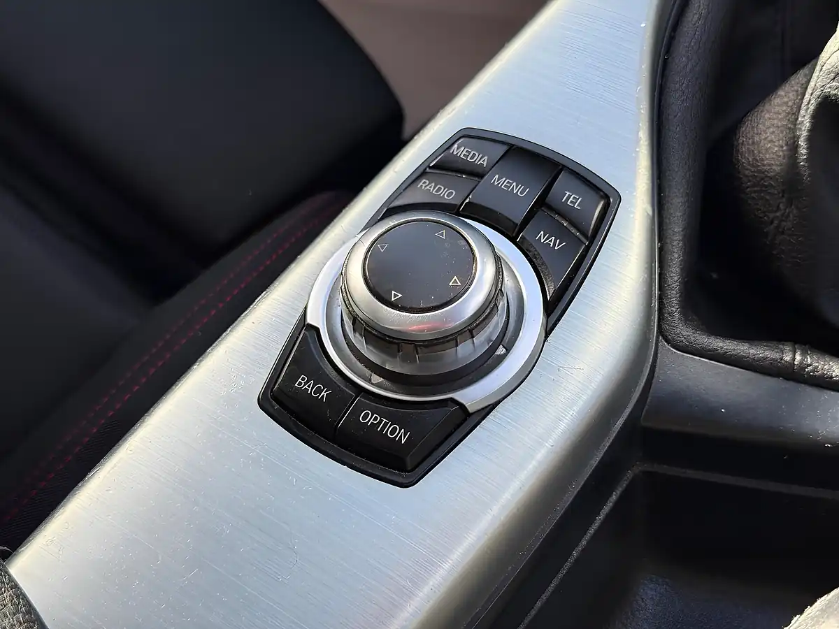 Used 2015 BMW 1 Series Sport White - Interior and Exterior details 13