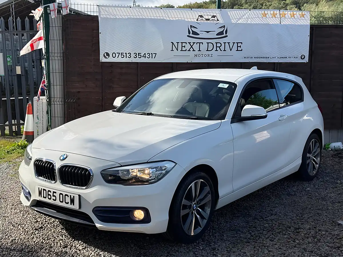 Used 2015 BMW 1 Series Sport White - Interior and Exterior details 7