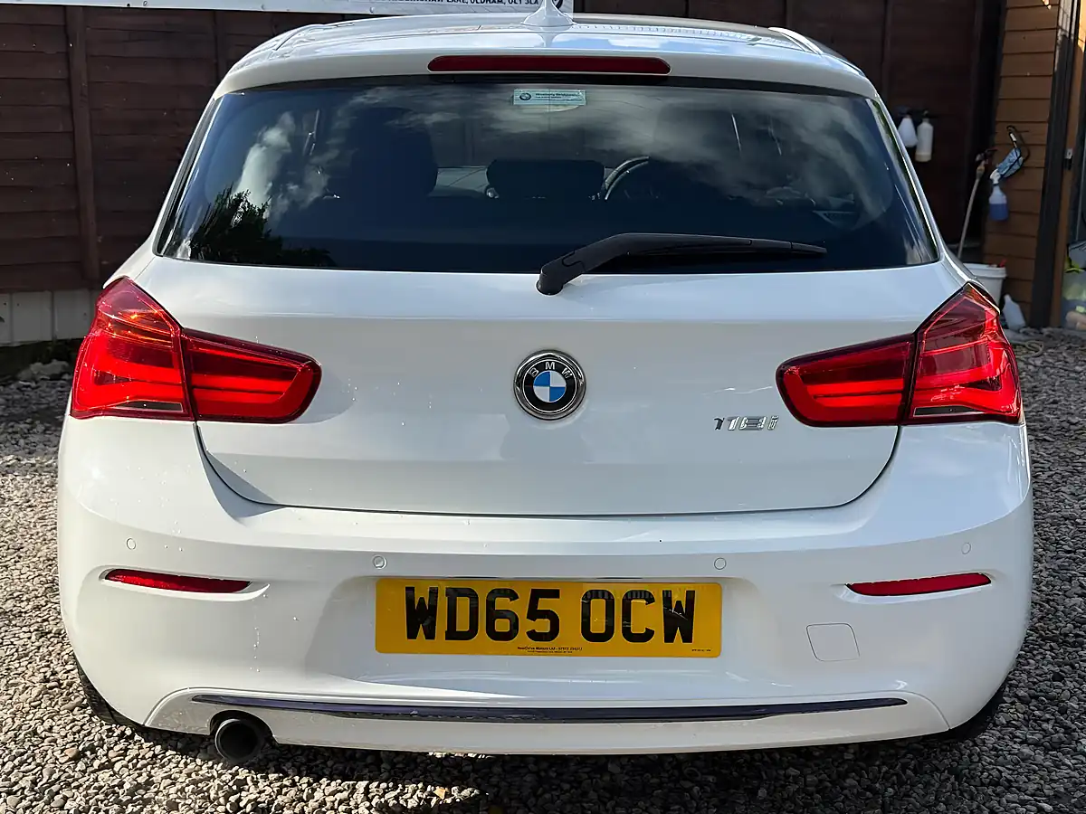 Used 2015 BMW 1 Series Sport White - Interior and Exterior details 9
