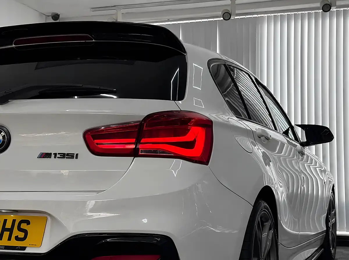 Used 2015 BMW 1 Series White - Interior and Exterior details 11