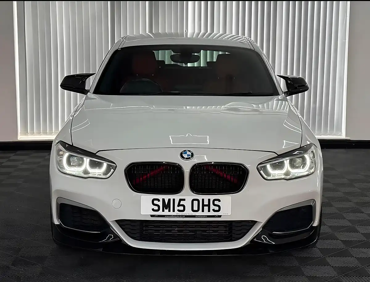 Used 2015 BMW 1 Series White - Interior and Exterior details 7