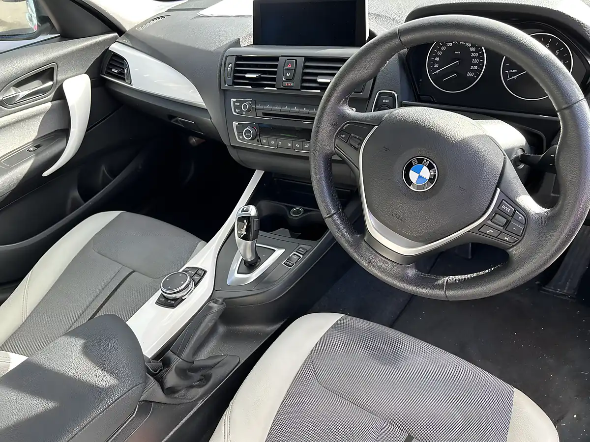 Used 2015 BMW 1 Series White - Interior and Exterior details 20