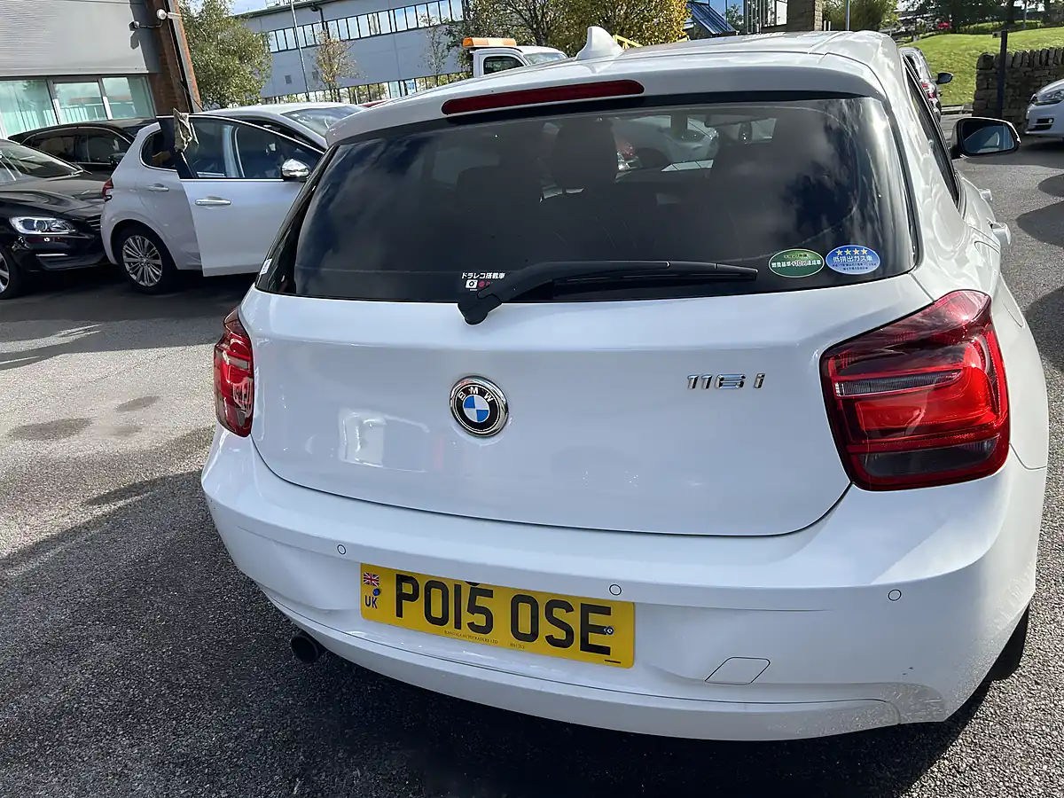Used 2015 BMW 1 Series White - Interior and Exterior details 6