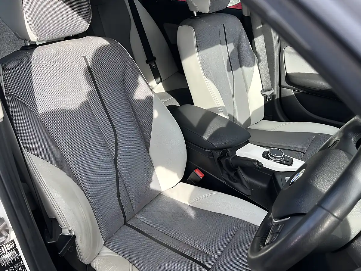 Used 2015 BMW 1 Series White - Interior and Exterior details 7