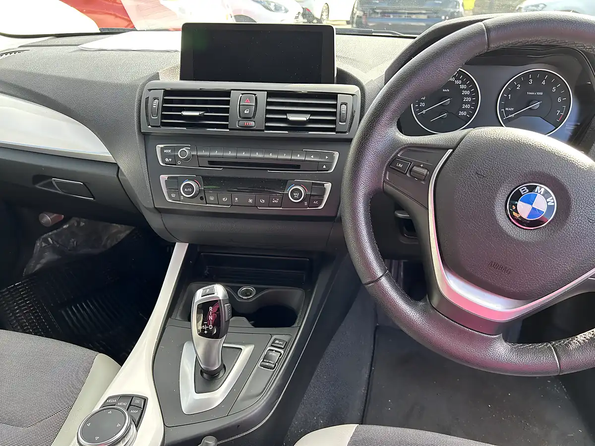 Used 2015 BMW 1 Series White - Interior and Exterior details 8