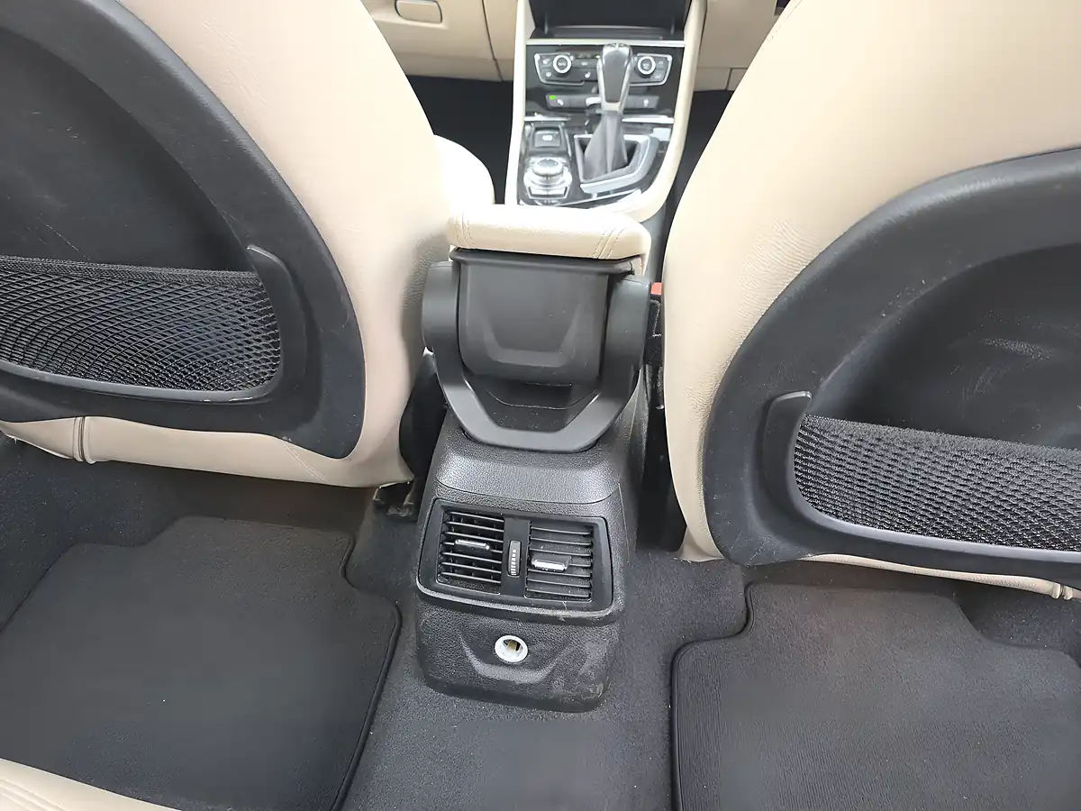 Used 2015 BMW 2 Series Active Tourer Luxury Silver - Interior and Exterior details 12