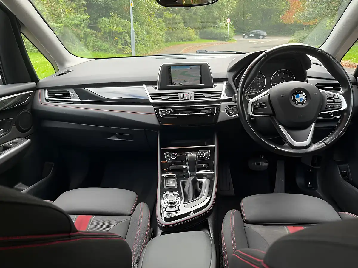 Used 2015 BMW 2 Series Active Tourer Sport White - Interior and Exterior details 13