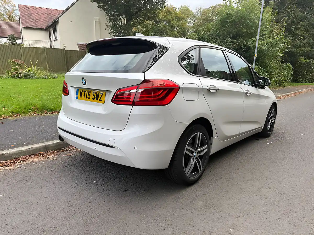 Used 2015 BMW 2 Series Active Tourer Sport White - Interior and Exterior details 3