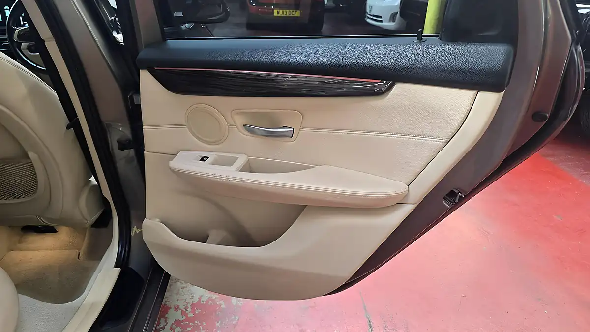 Used 2015 BMW 2 Series Gran Tourer Se Grey - Interior and Exterior details 12