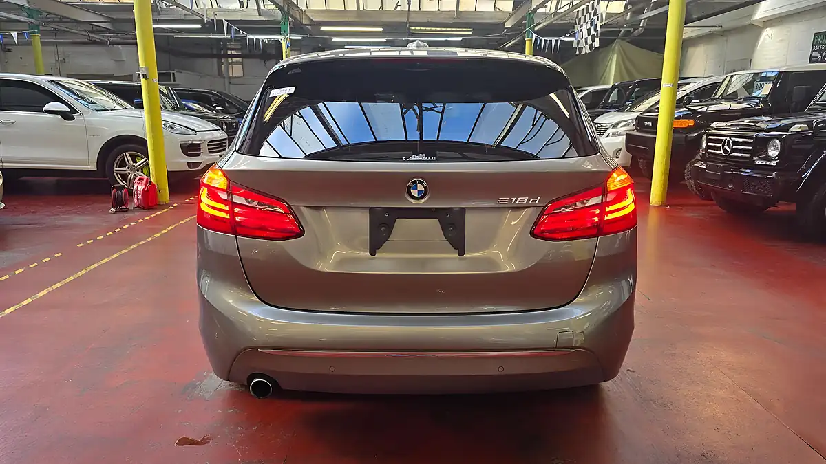 Used 2015 BMW 2 Series Gran Tourer Se Grey - Interior and Exterior details 17