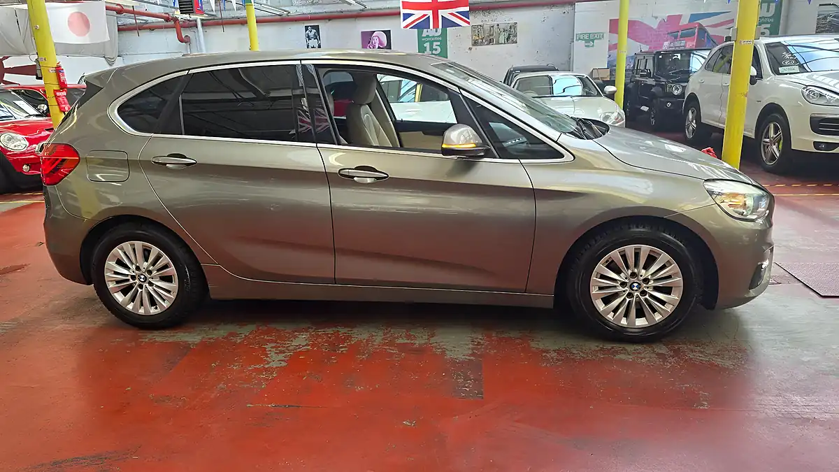 Used 2015 BMW 2 Series Gran Tourer Se Grey - Interior and Exterior details 18