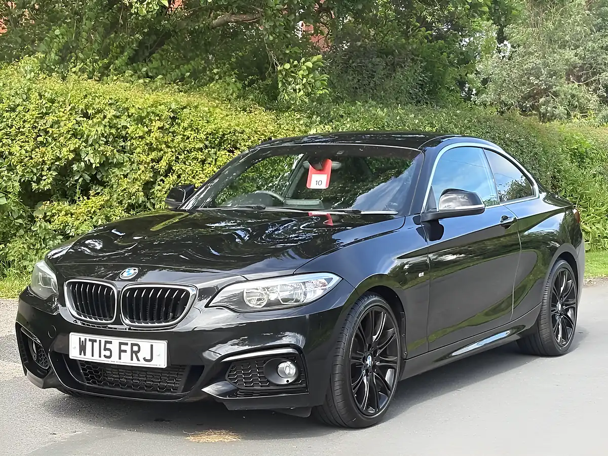 Used 2015 BMW 2 Series M Sport Black - Front View