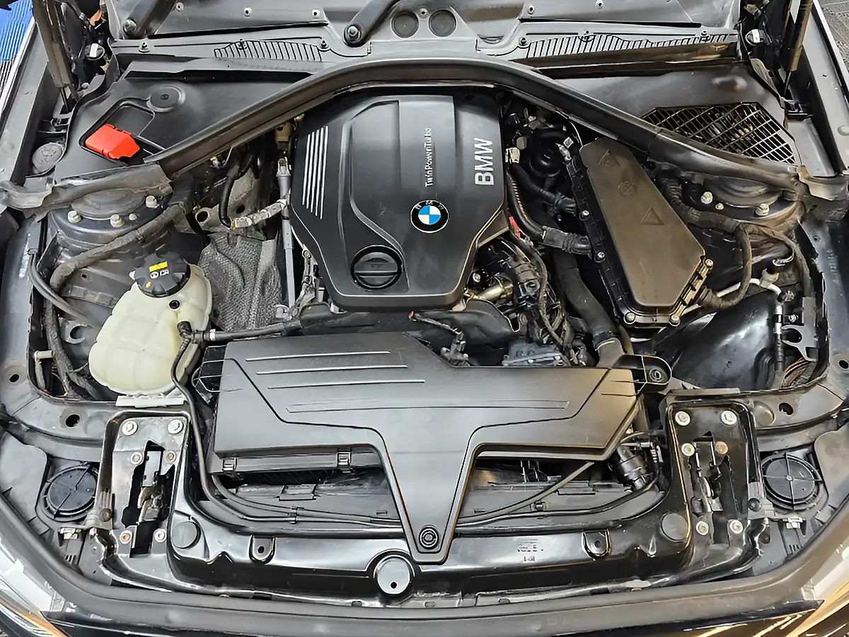 Used 2015 BMW 2 Series M Sport Black - Interior and Exterior details 20