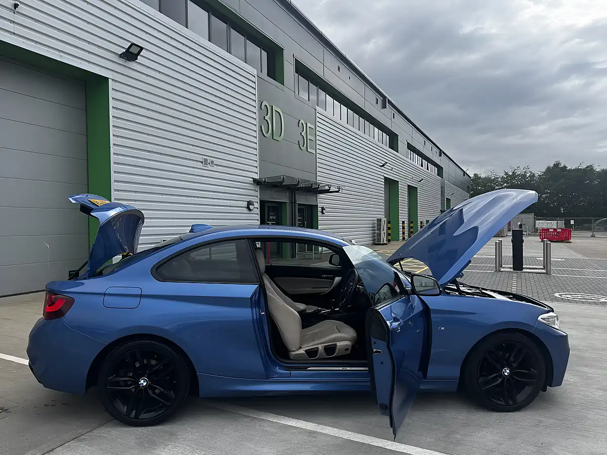 Used 2015 BMW 2 Series M Sport Blue - Interior and Exterior details 16