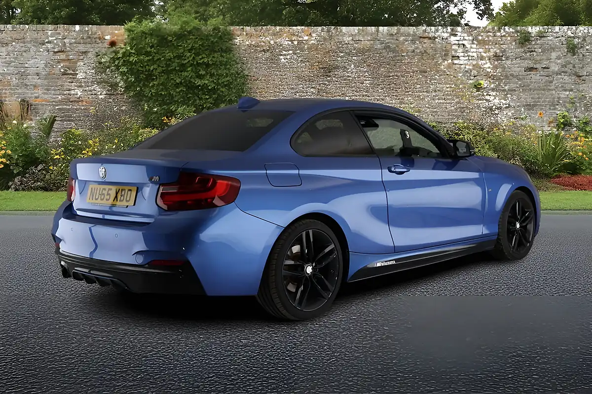 Used 2015 BMW 2 Series M Sport Blue - Interior and Exterior details 4