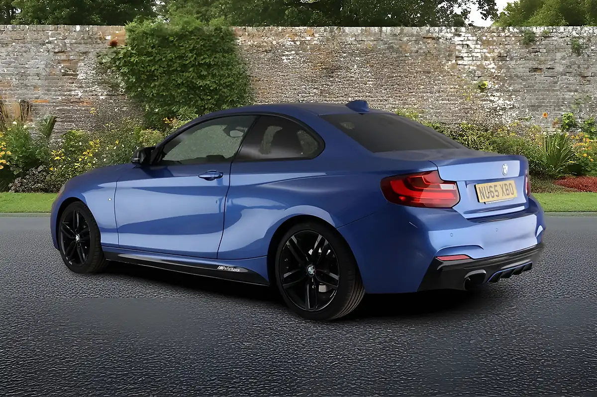 Used 2015 BMW 2 Series M Sport Blue - Interior and Exterior details 6