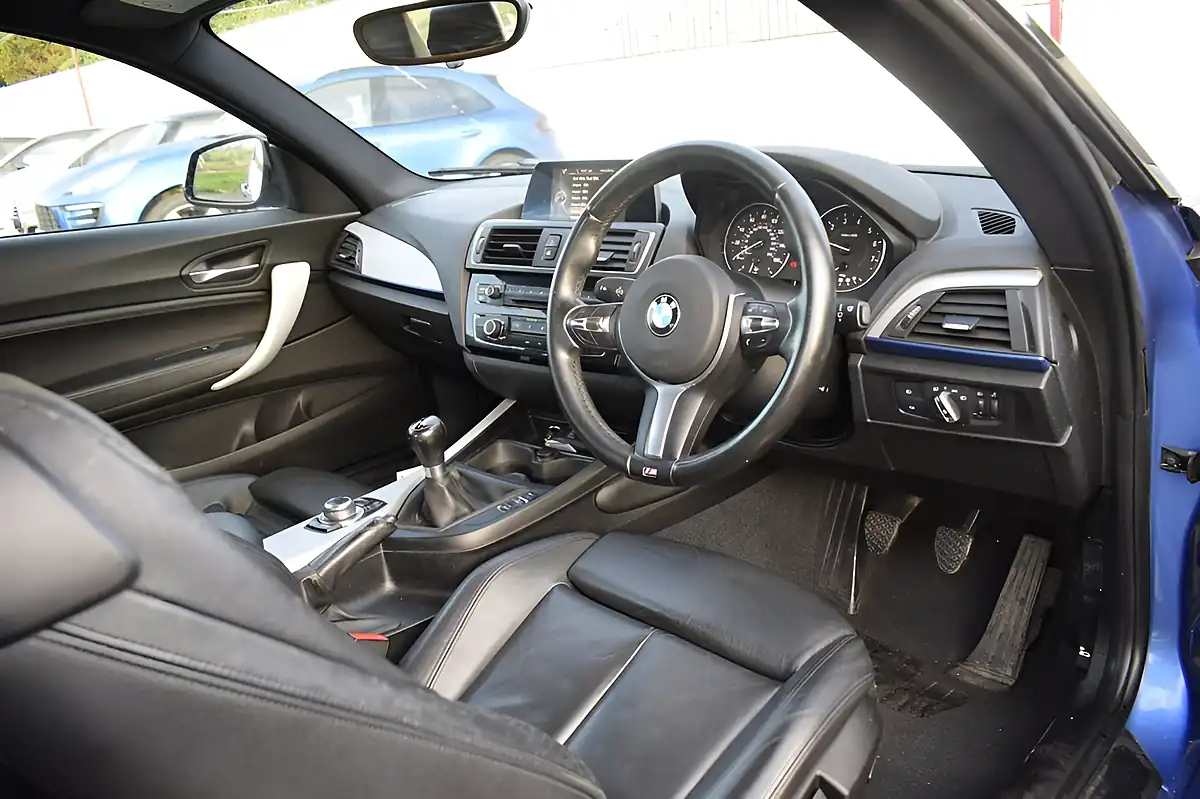 Used 2015 BMW 2 Series M Sport Estoril Blue - Interior and Exterior details 17