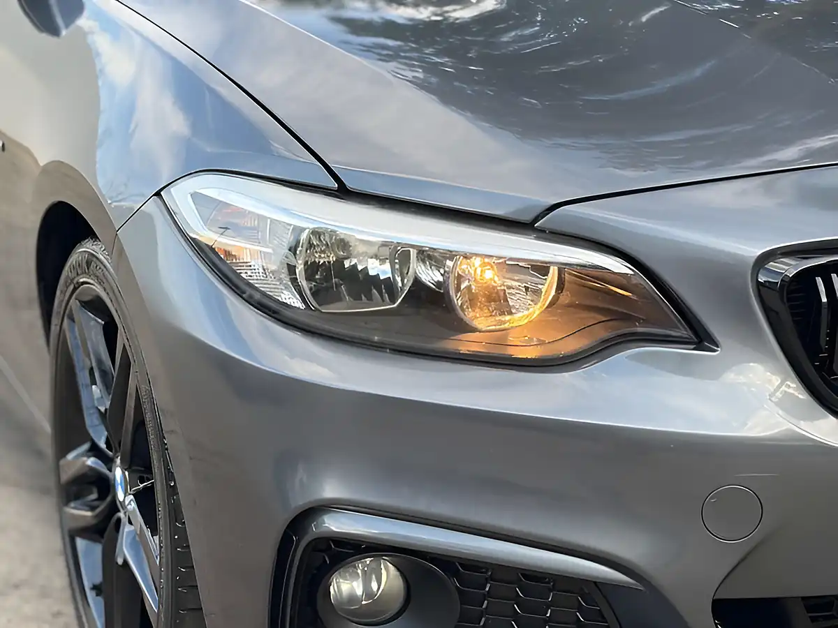 Used 2015 BMW 2 Series M Sport Mineral Grey - Interior and Exterior details 4