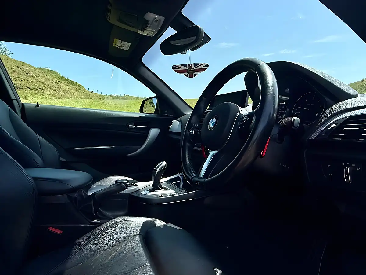 Used 2015 BMW 2 Series M Sport Red - Interior and Exterior details 2